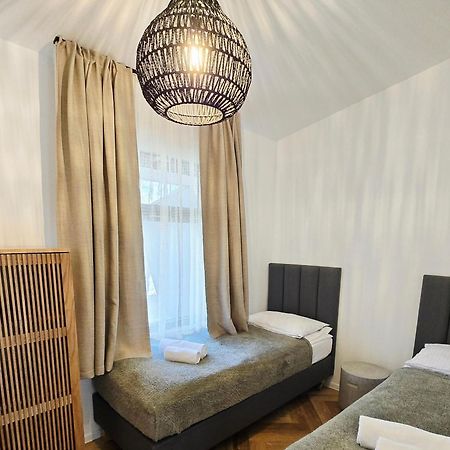 Fly House Leba Villa Екстериор снимка
