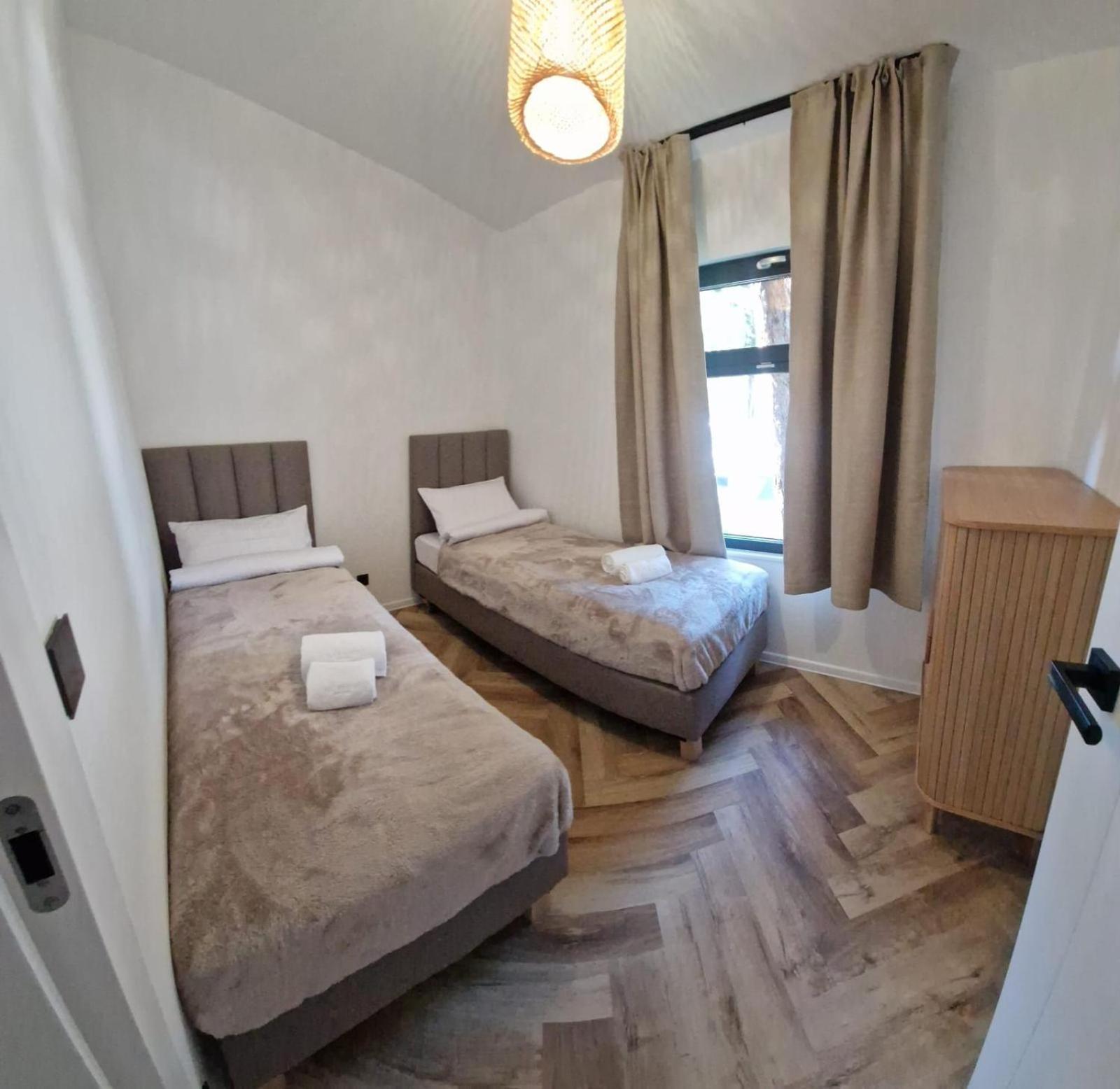 Fly House Leba Villa Екстериор снимка